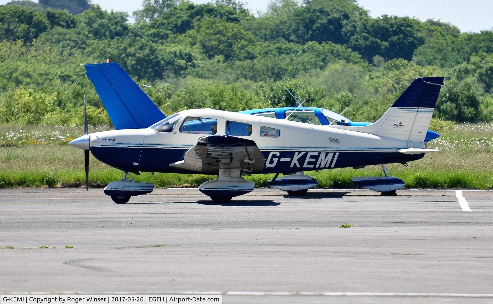 G-KEMI, 1998 Piper PA-28-181 Cherokee Archer III C/N 28-43180, Visiting Archer III.