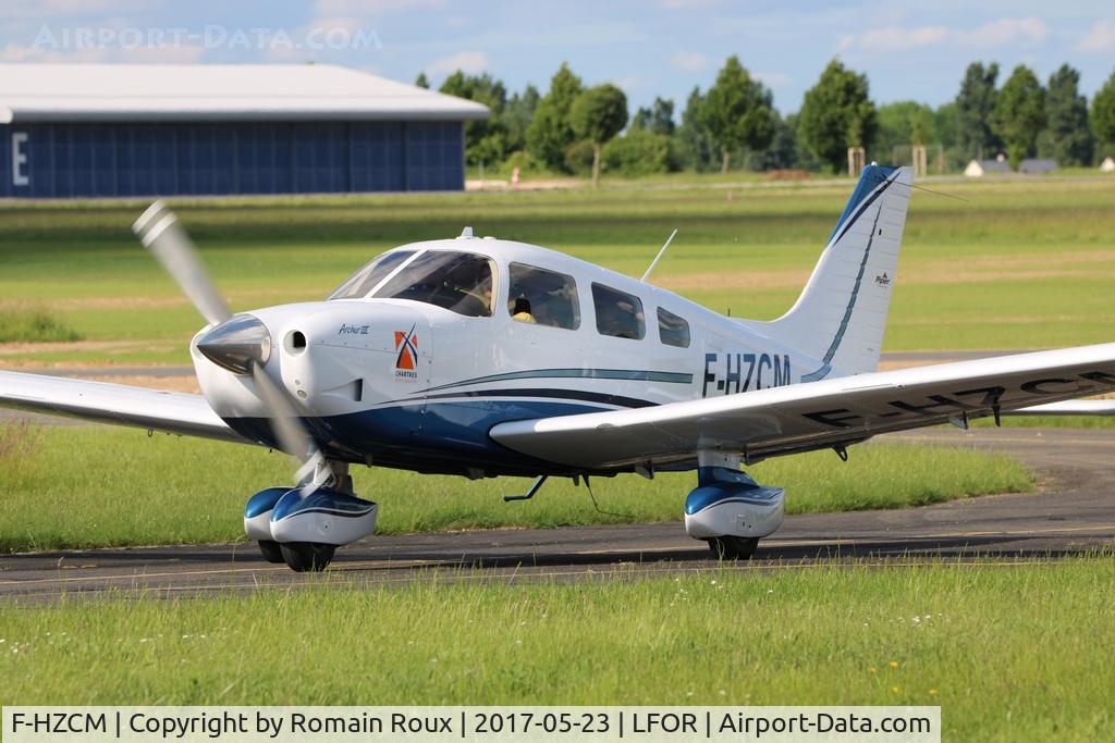 F-HZCM, 2007 Piper PA-28-181 Archer C/N 2843657, Parked