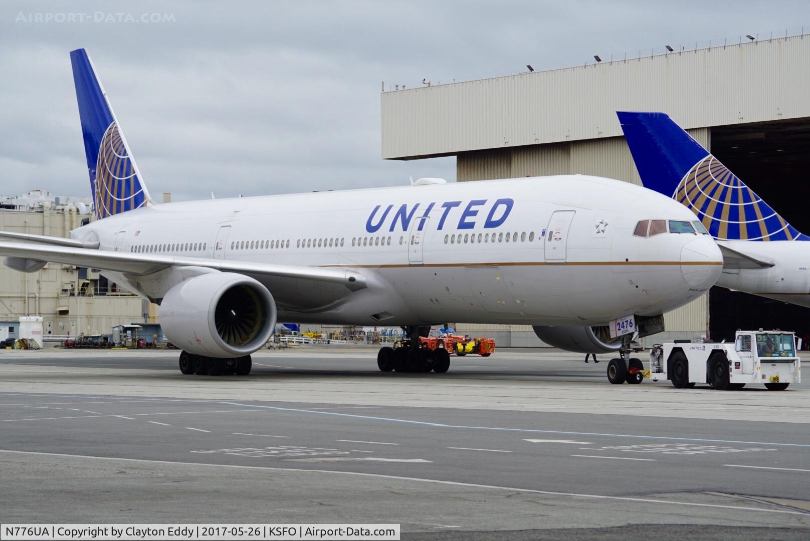 N776UA, 1996 Boeing 777-222 C/N 26937, SFO 2017.