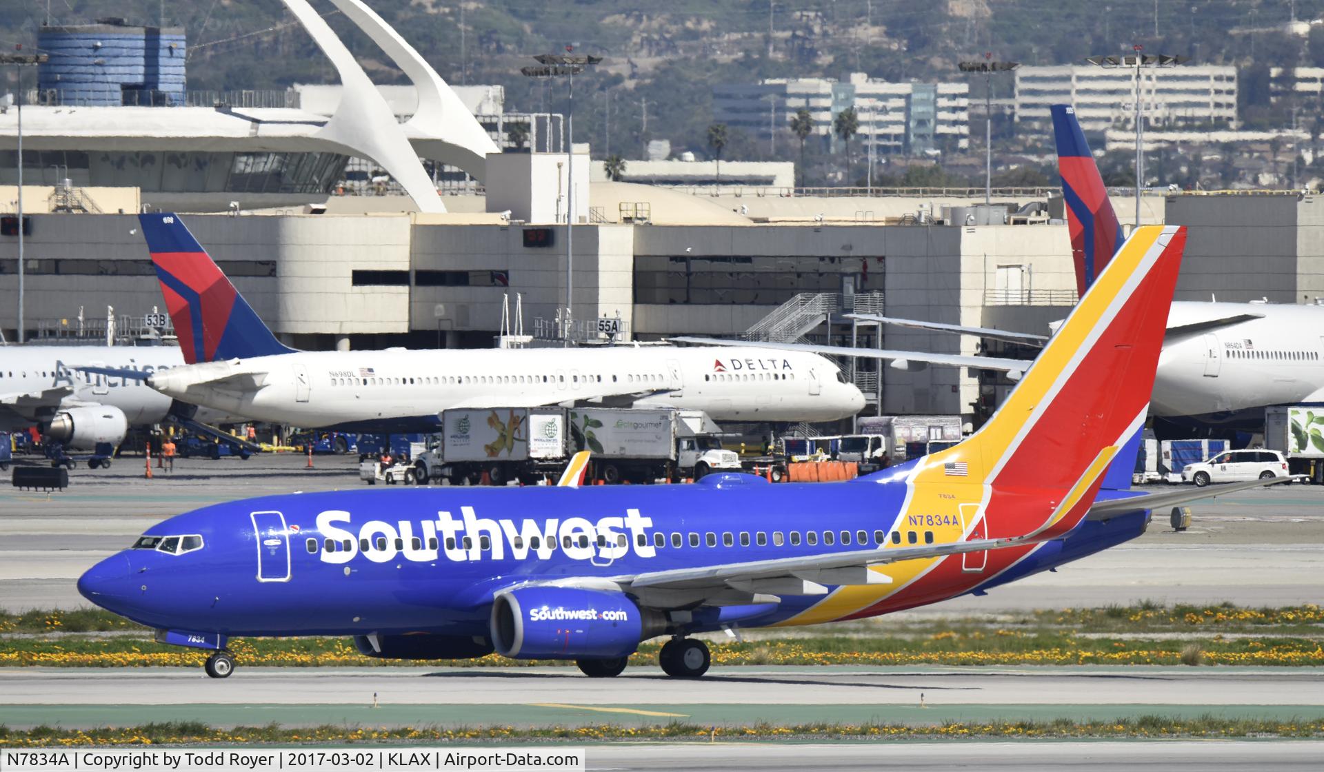 N7834A, 2004 Boeing 737-752 C/N 33789, Arrived at LAX on 25L