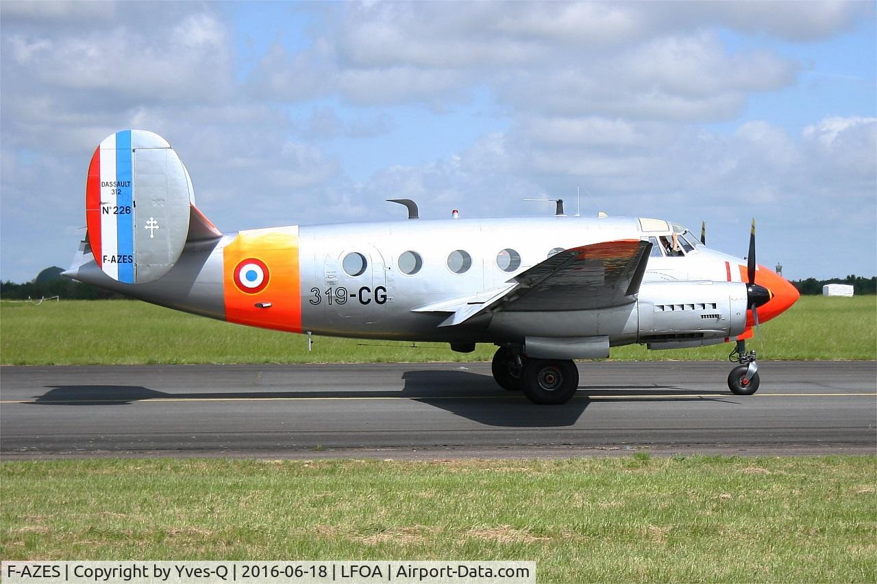 F-AZES, Dassault MD-312 Flamant C/N 226, Dassault MD-312 Flamant, Taxiing to holding point rwy 24, Avord Air Base 702 (LFOA) Open day 2016