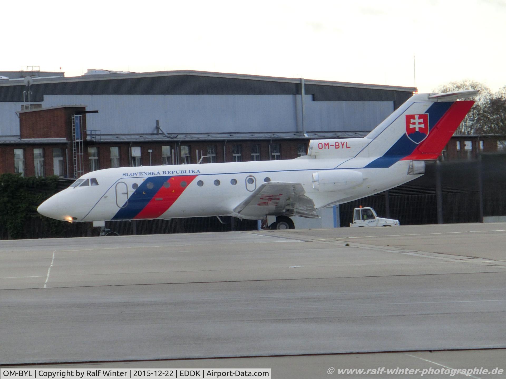 OM-BYL, 1972 Yakovlev Yak-40 C/N 9940560, Yakovlev Yak-40 - Slovakia Government - 9940560 - OM-BYL - 22.12.2015 - CGN