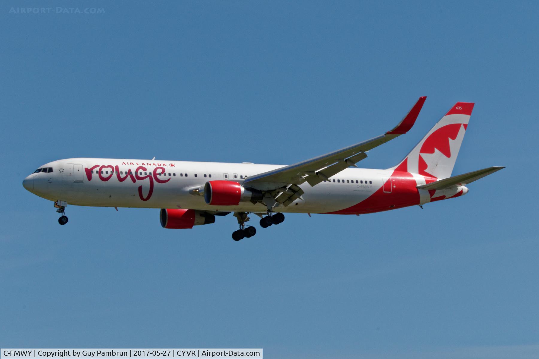 C-FMWY, 1995 Boeing 767-333/ER C/N 25587, Landing