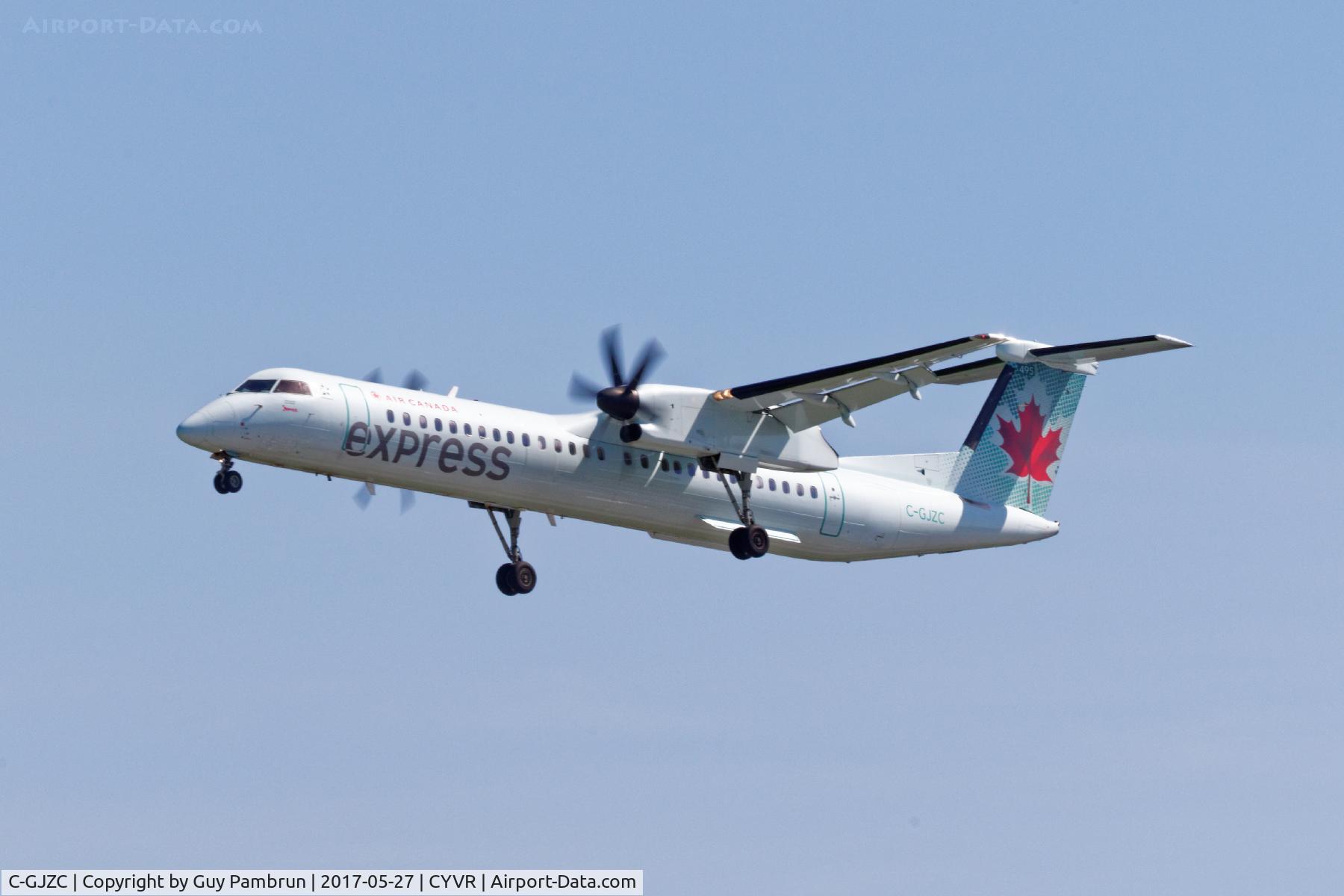 C-GJZC, 2007 Bombardier DHC-8-402 Dash 8 C/N 4181, Landing