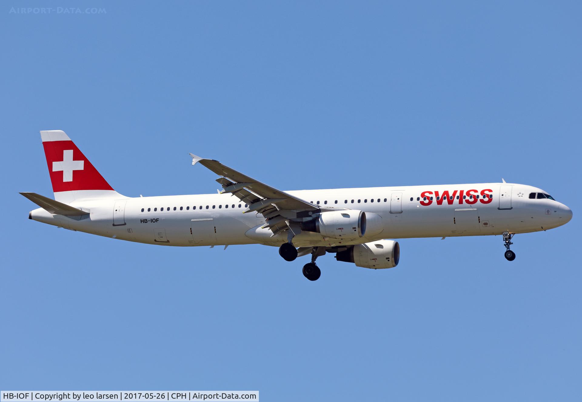 HB-IOF, 1995 Airbus A321-111 C/N 541, Copenhagen 26.5.2017