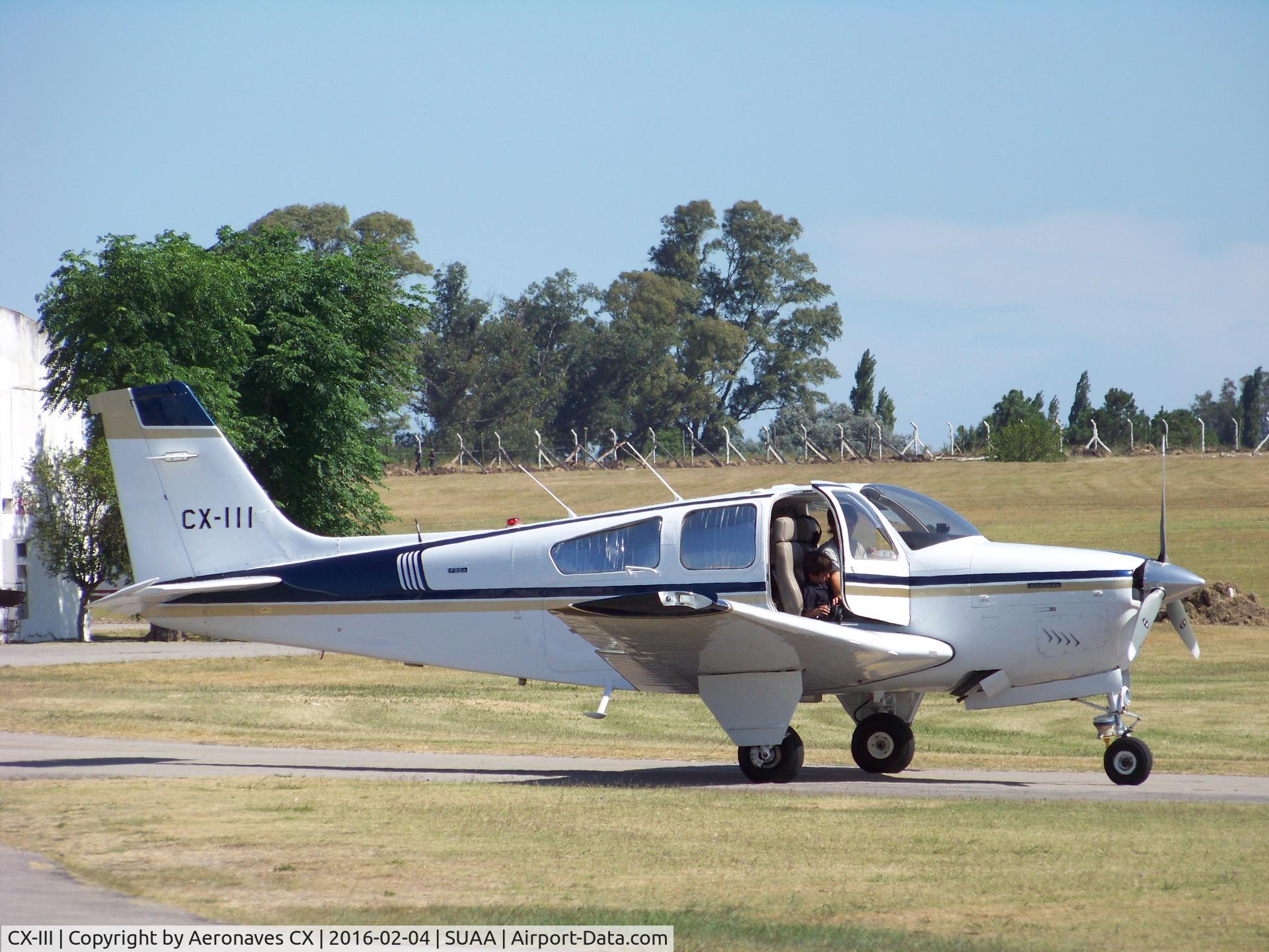 CX-III, 1973 Beech F33A Bonanza C/N CE-426, En taxiway de Aeropuerto Ángel S. Adami