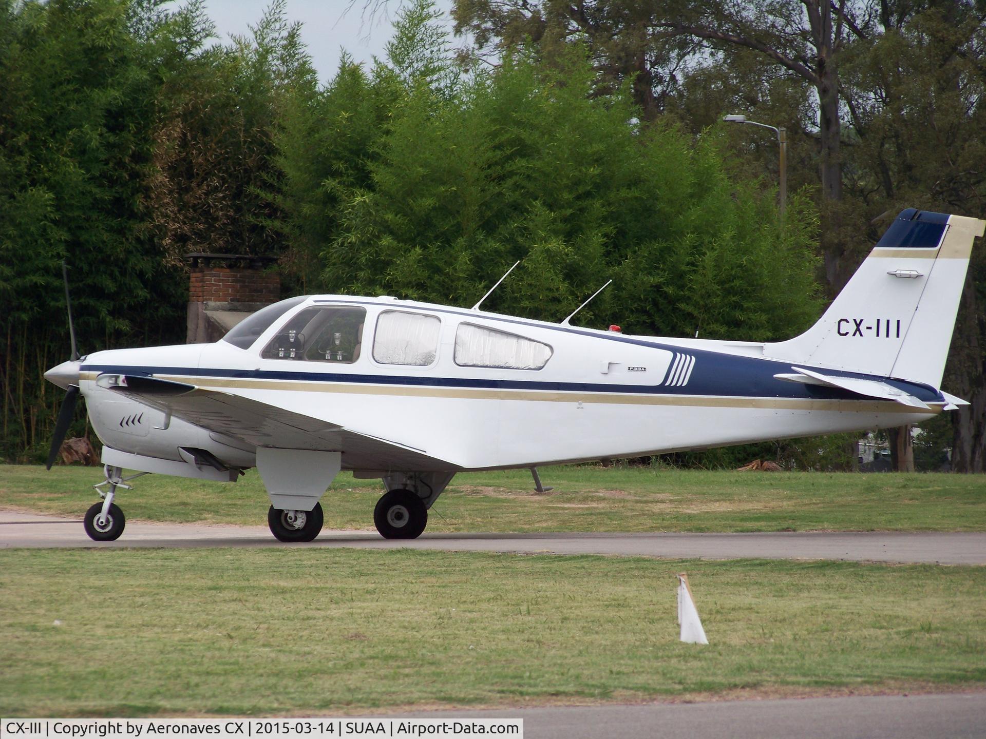 CX-III, 1973 Beech F33A Bonanza C/N CE-426, En taxiway de Aeropuerto Ángel S. Adami.