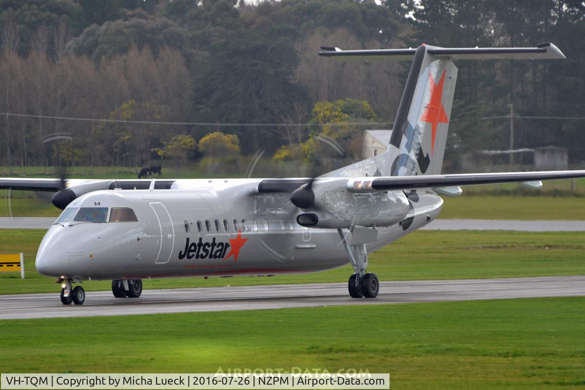 VH-TQM, 2004 De Havilland Canada DHC-8-315Q Dash 8 C/N 604, At Palmerston North