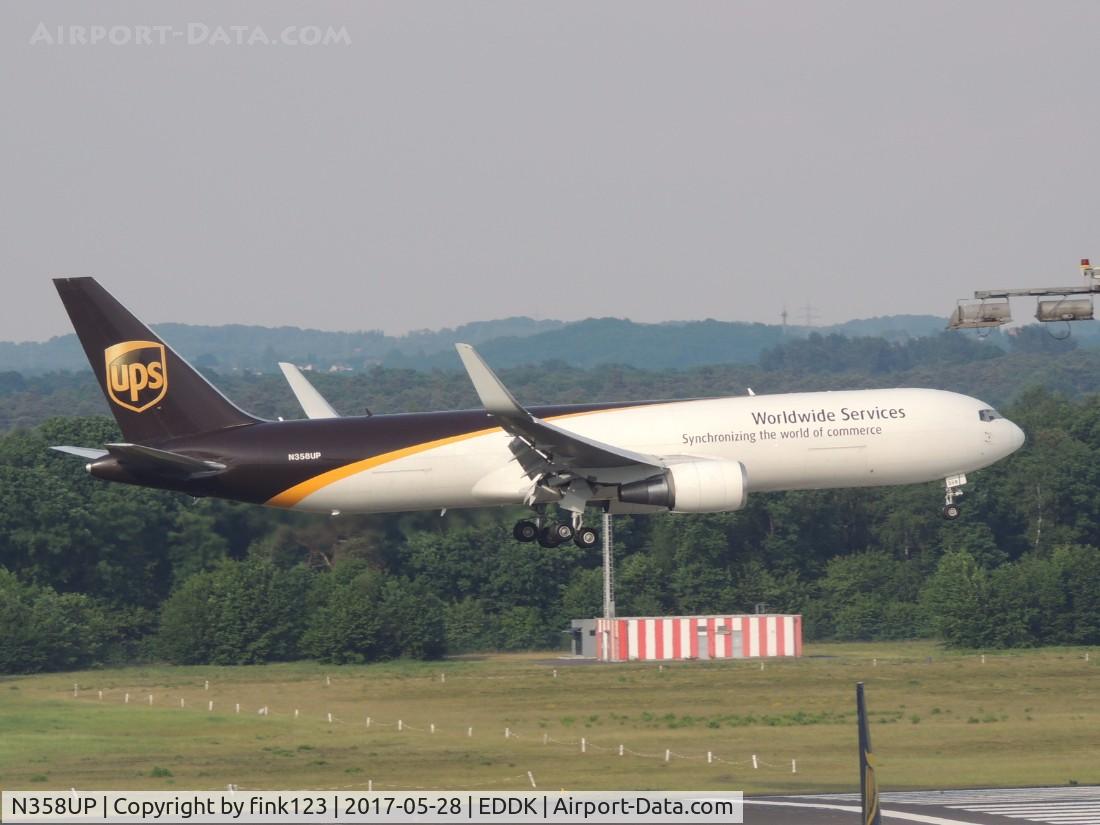 N358UP, 2013 Boeing 767-34AF/ER C/N 37864, UPS ON FINAL