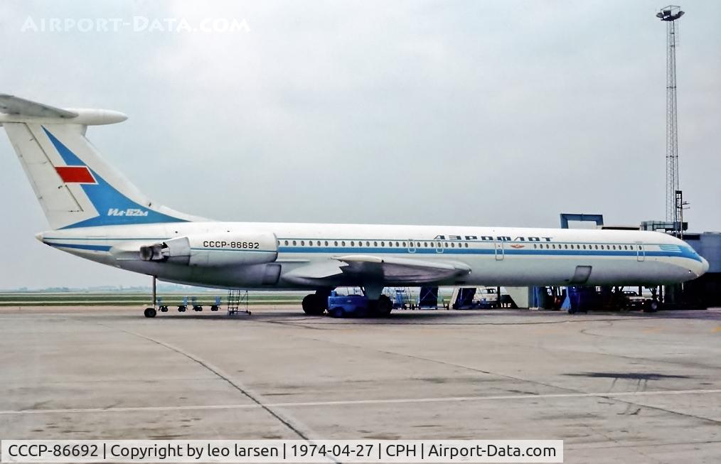 CCCP-86692, 1972 Ilyushin Il-62M C/N 11102, Copenhagen 27.4.1974