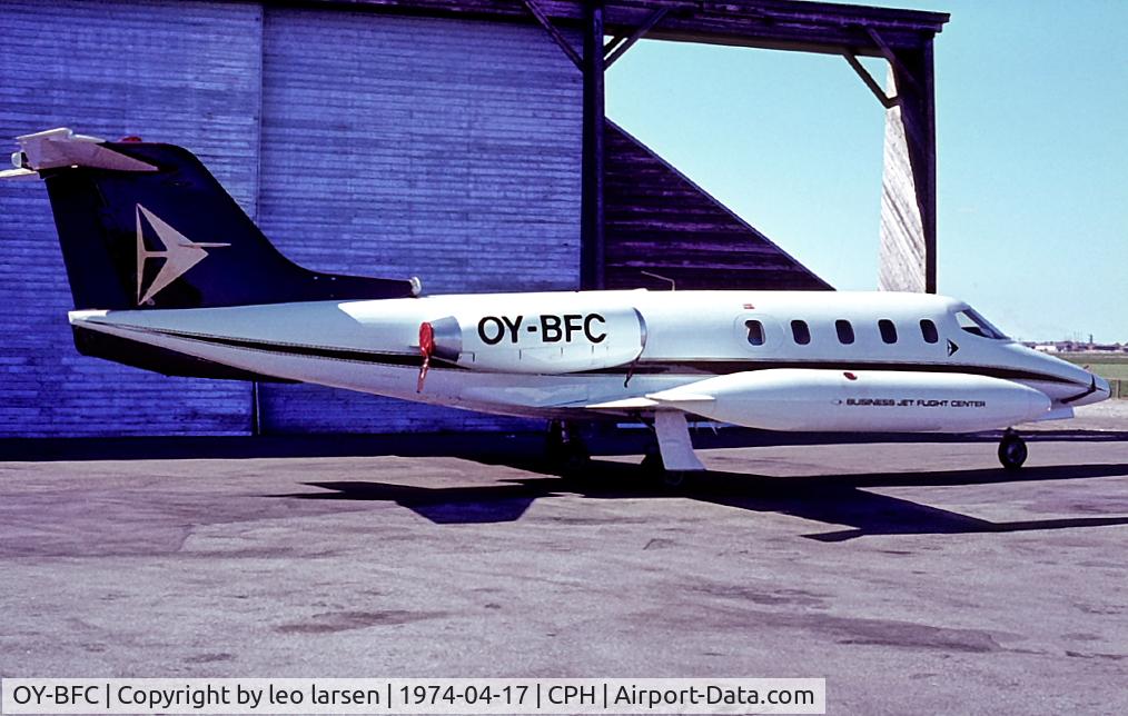 OY-BFC, 1973 Gates Learjet 25B C/N 112, Copenhagen 17.4.1974