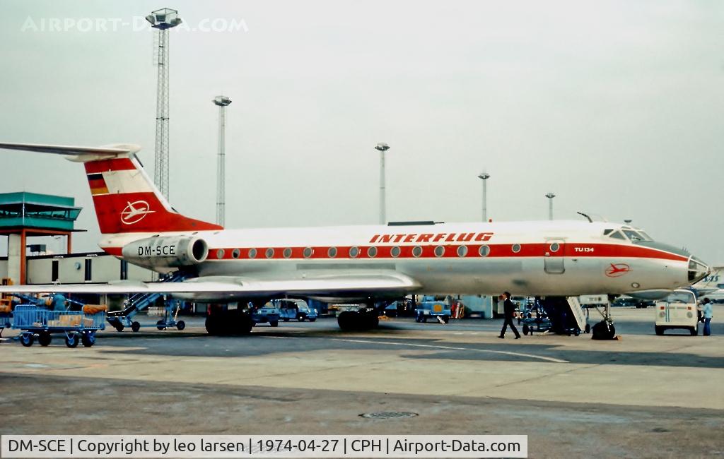 DM-SCE, 1969 Tupolev Tu-134 C/N 9350904, Copenhagen 27.4.1974
