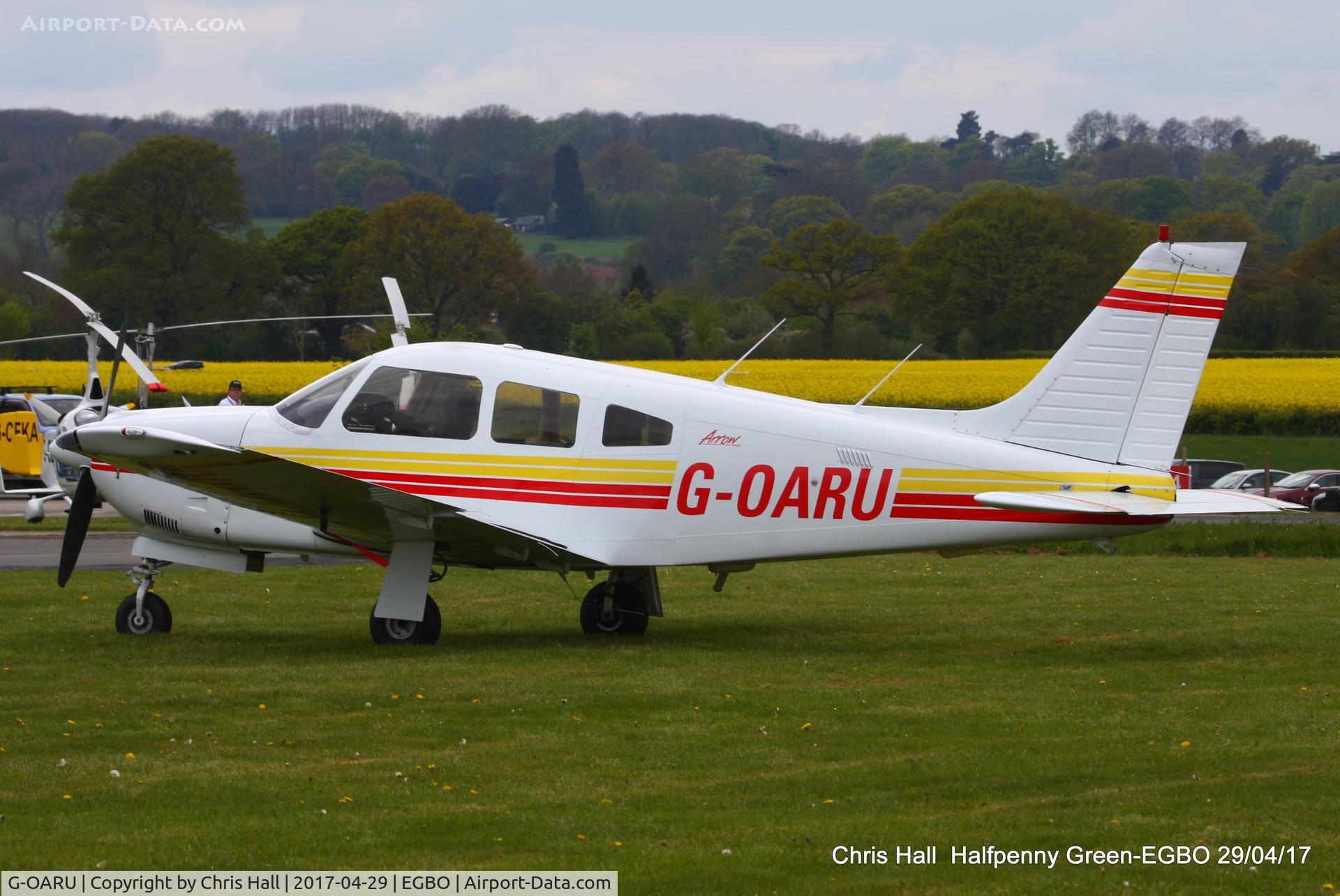 G-OARU, 1989 Piper PA-28R-201 Cherokee Arrow III C/N 2837026, at the Radial & Trainer fly-in