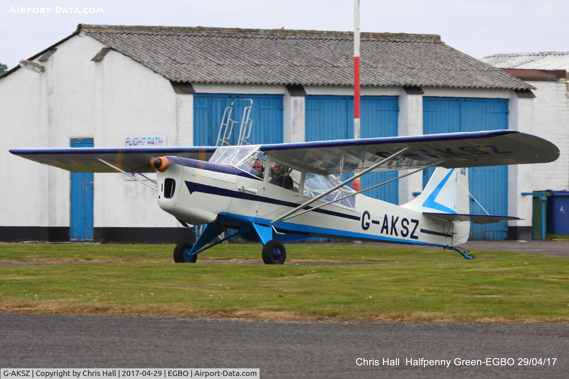 G-AKSZ, 1945 Taylorcraft J Auster 5 C/N 1503, at the Radial & Trainer fly-in