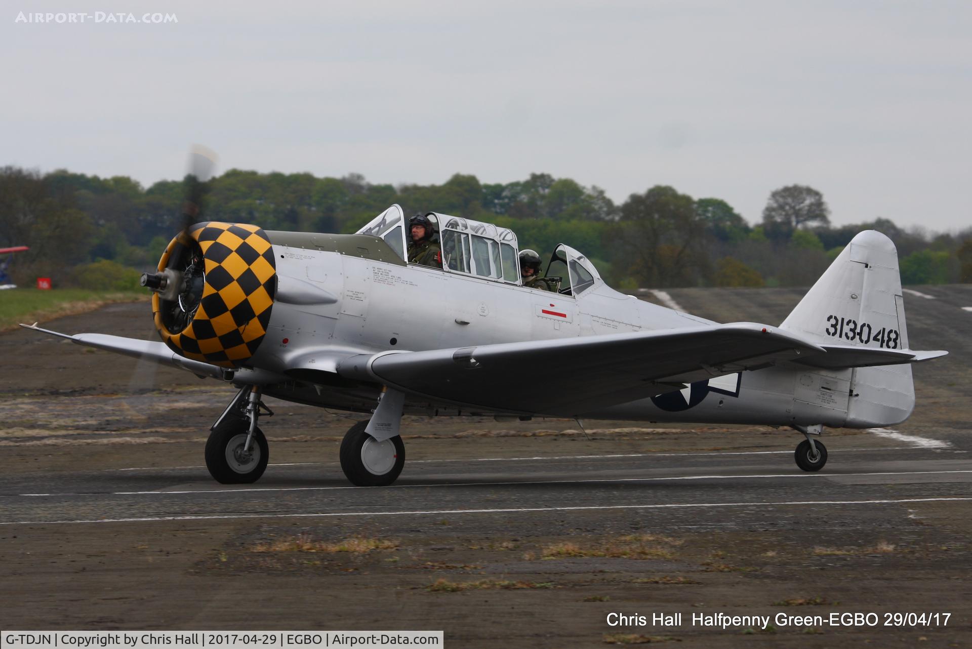 G-TDJN, 1944 North American AT-6D Texan C/N 121-42228, at the Radial & Trainer fly-in