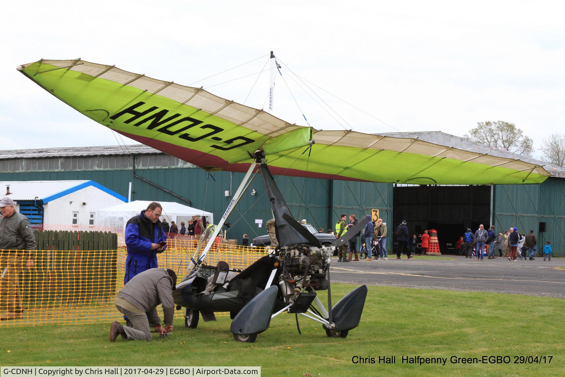 G-CDNH, 2005 P&M Aviation Pegasus Quik C/N 8126, at the Radial & Trainer fly-in