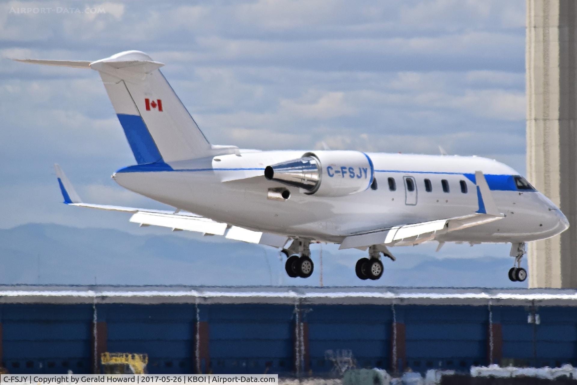C-FSJY, 2008 Bombardier Challenger 605 (CL-600-2B16) C/N 5753, Landing RWY 28R.