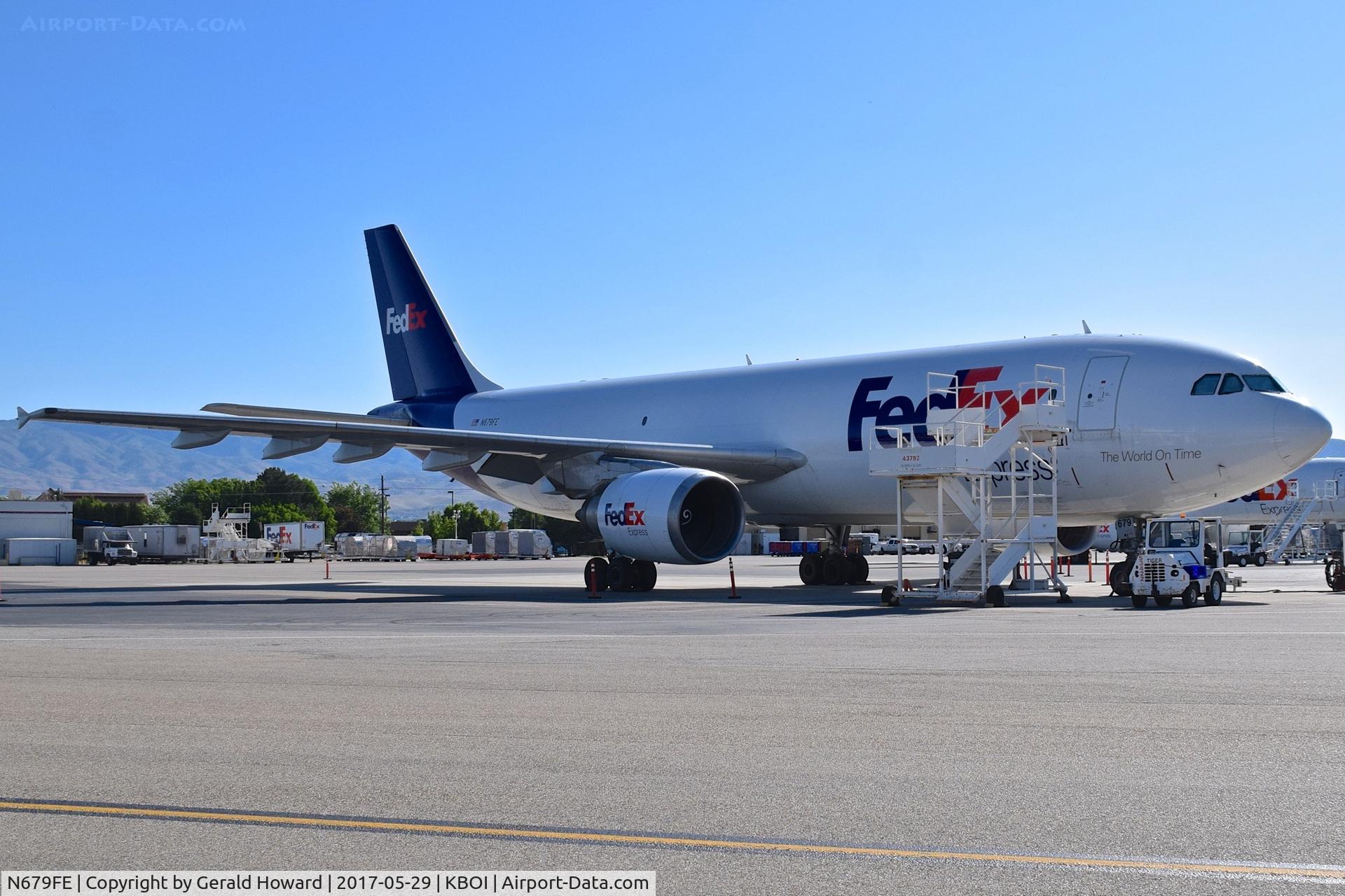 N679FE, 1998 Airbus A300F4-605R C/N 793, Parked on the FedEx ramp.