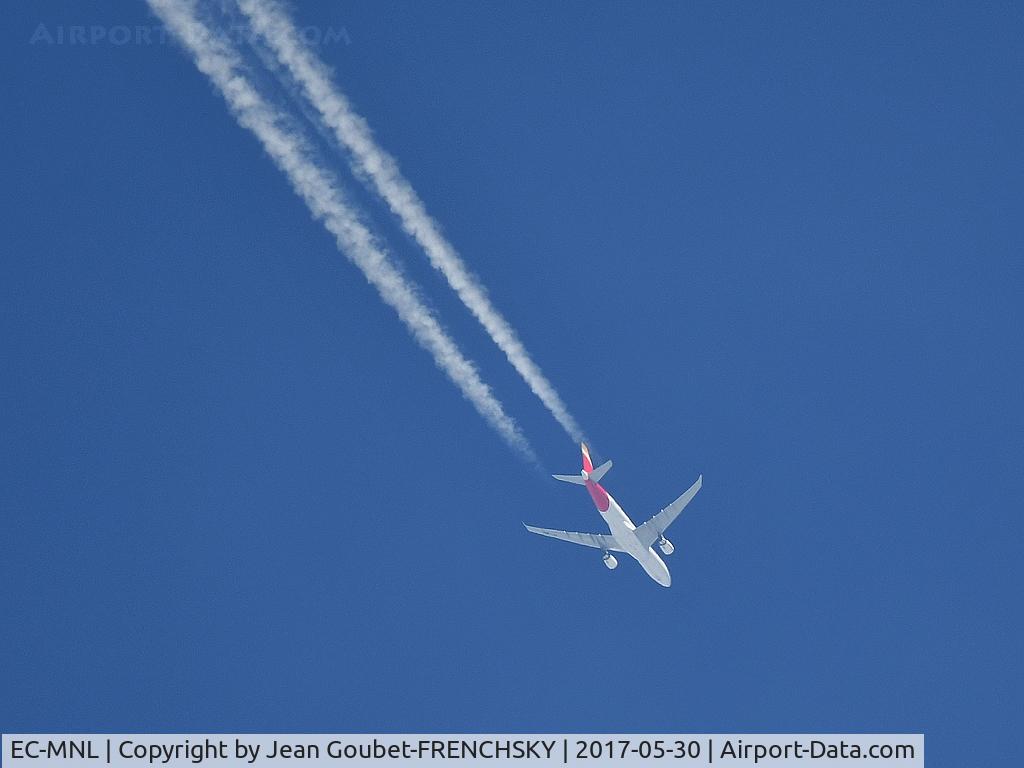 EC-MNL, 2016 Airbus A330-202 C/N 1761, 