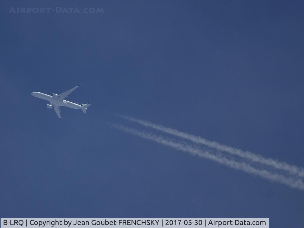 B-LRQ, 2017 Airbus A350-941 C/N 109, AIB05GF test flight level 370 above Bordeaux airport and my...garden