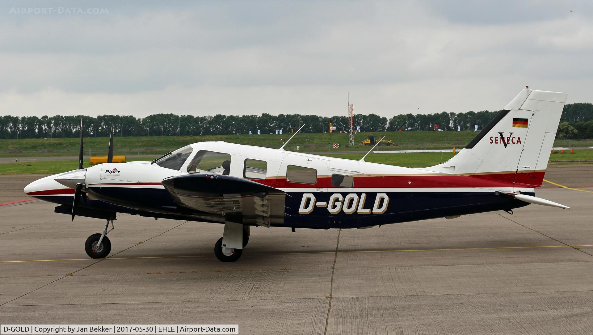 D-GOLD, Piper PA-34-220T Seneca V C/N 3449054, Lelystad Airport