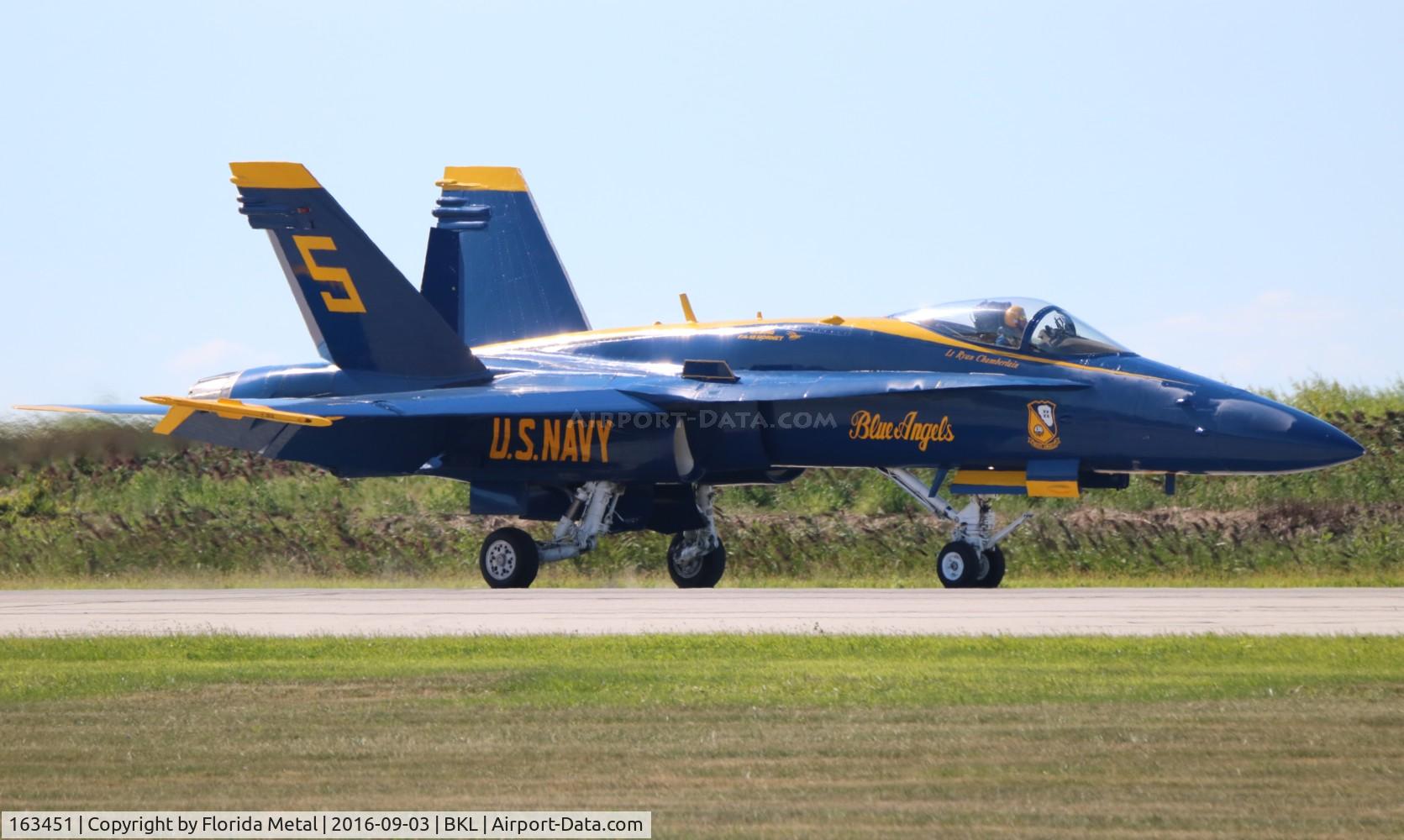 163451, 1988 McDonnell Douglas F/A-18C Hornet C/N 0662/C020, Blue Angels