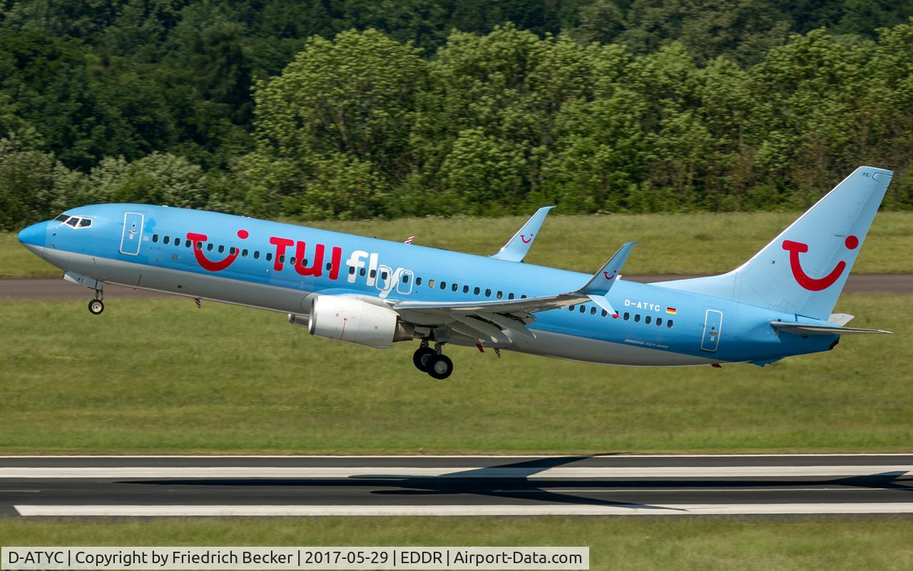 D-ATYC, 2011 Boeing 737-8K5 C/N 37259, departure via RW27