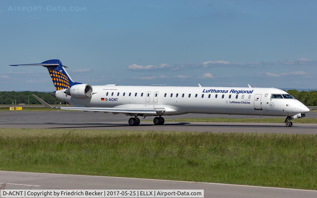D-ACNT, 2011 Bombardier CRJ-900 NG (CL-600-2D24) C/N 15264, taxying to the active