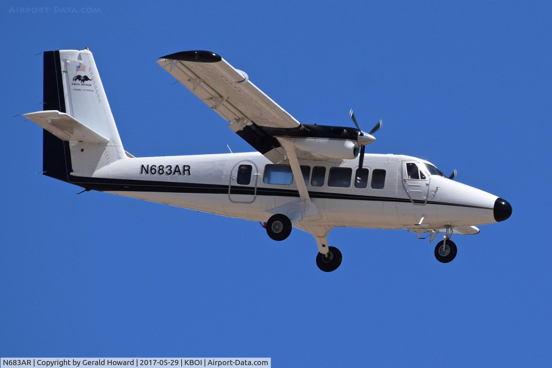N683AR, 1980 De Havilland Canada DHC-6-300 Twin Otter C/N 683, Smoke jumper aircraft landing on RWY 10L.