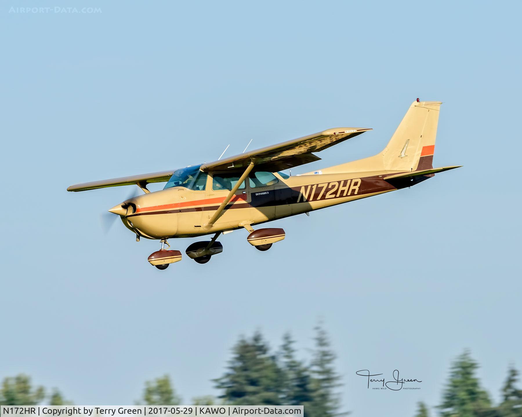 N172HR, 1977 Cessna 172N C/N 17269272, KAWO