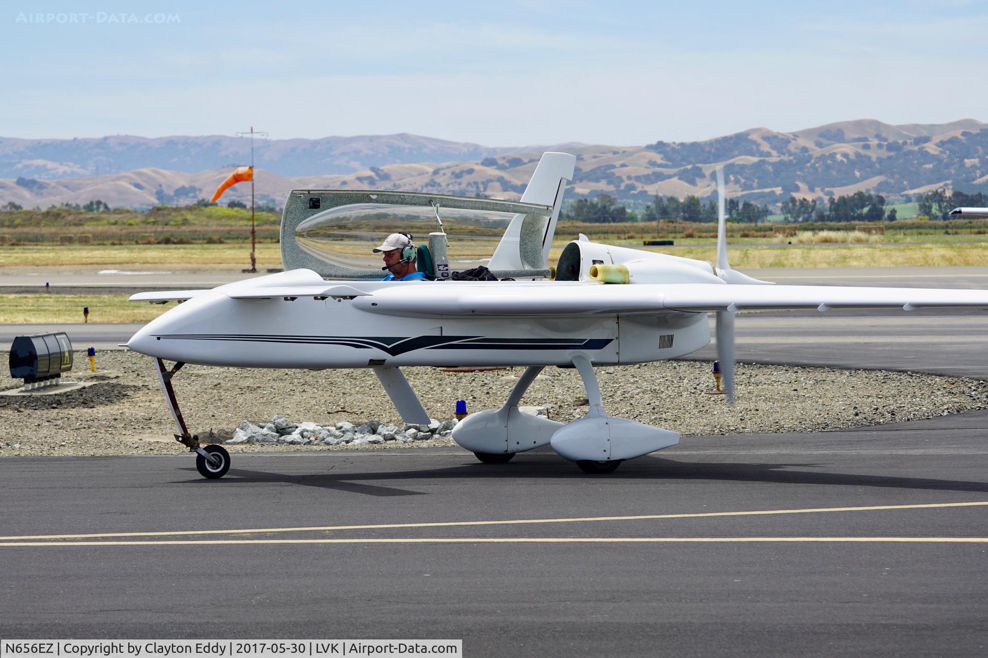 N656EZ, 1998 Rutan Long-EZ C/N 1841-L, Livermore Airport California 2017.