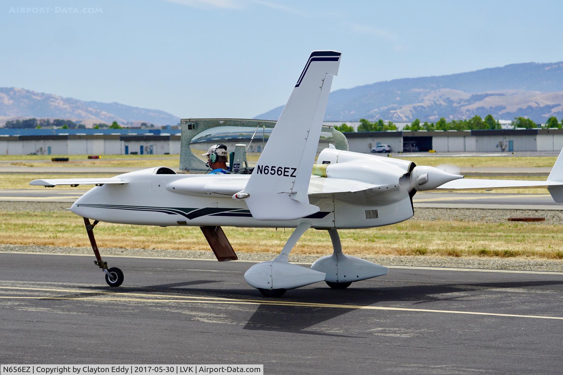 N656EZ, 1998 Rutan Long-EZ C/N 1841-L, Livermore Airport California 2017.
