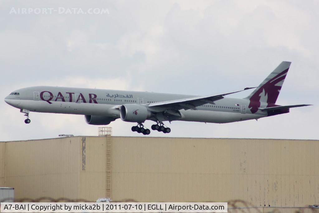 A7-BAI, 2008 Boeing 777-3DZ/ER C/N 36095, Landing