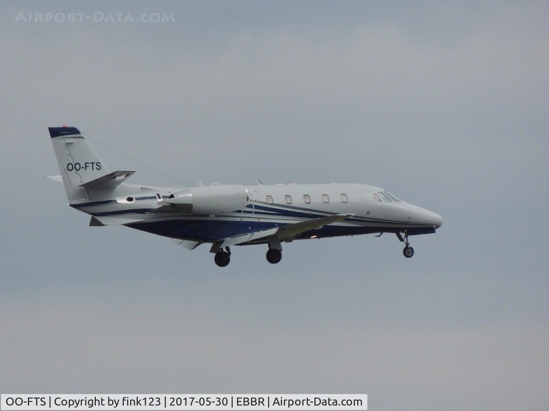 OO-FTS, 2003 Cessna 560XL  Citation Excel C/N 560-5318, cessna final