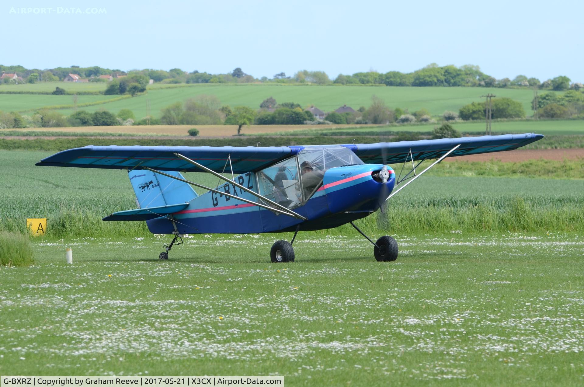 G-BXRZ, 2000 Rans S-6-116 Coyote II C/N PFA 204A-13195, Just landed at Northrepps.