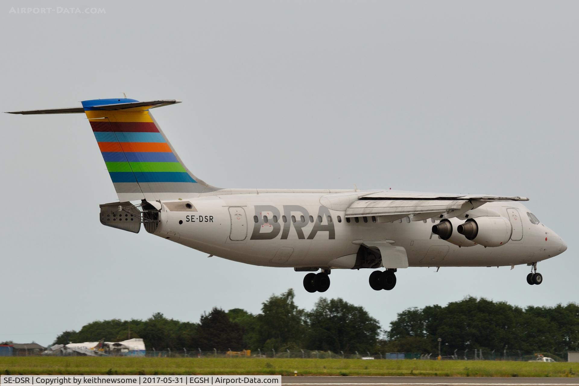 SE-DSR, 1994 British Aerospace Avro 146-RJ100A C/N E3244, Arriving for unknown ?