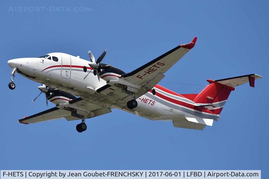 F-HETS, 1999 Raytheon 1900D C/N UE-360, CE44 from Brest landing 23