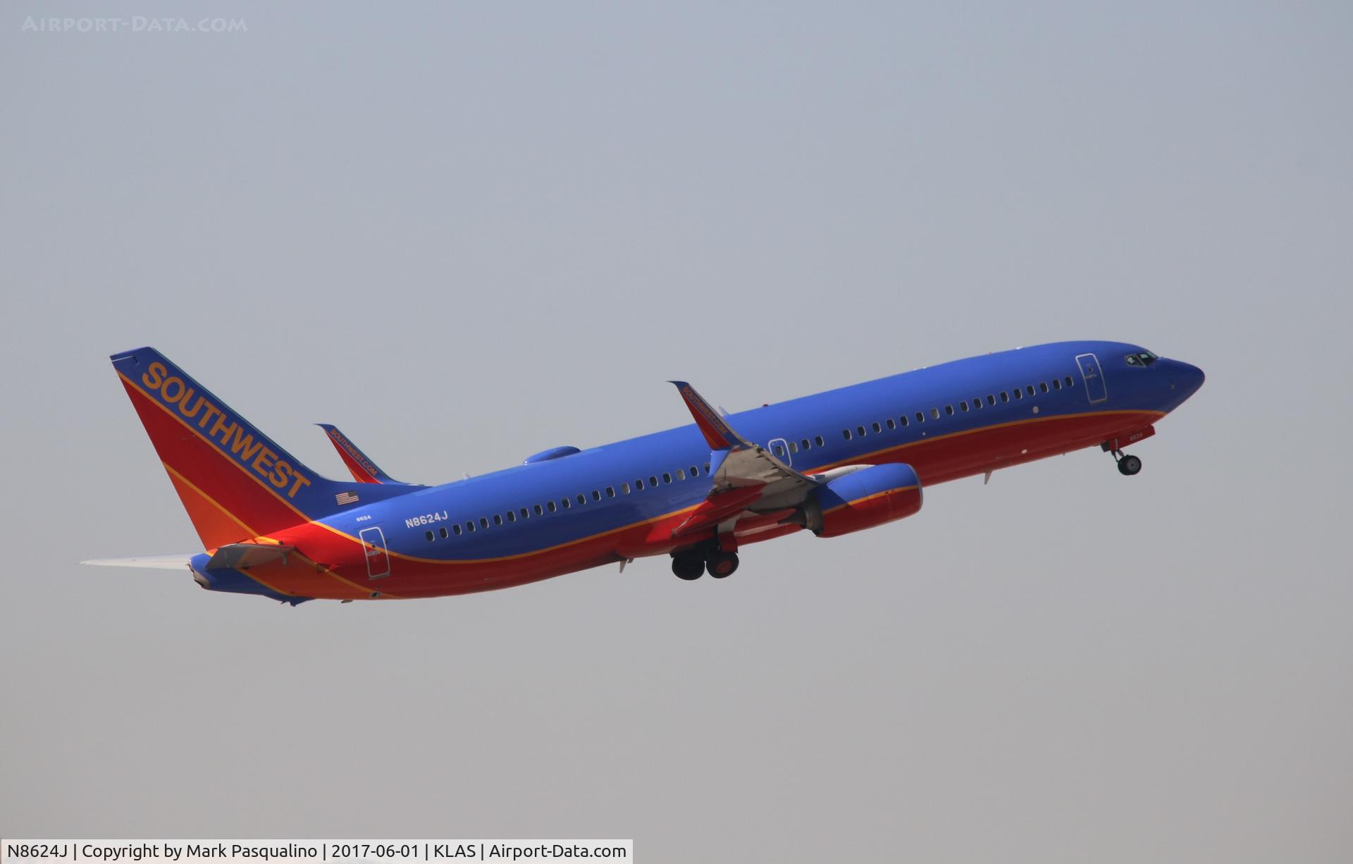 N8624J, 2014 Boeing 737-8H4 C/N 37004, Boeing 737-800