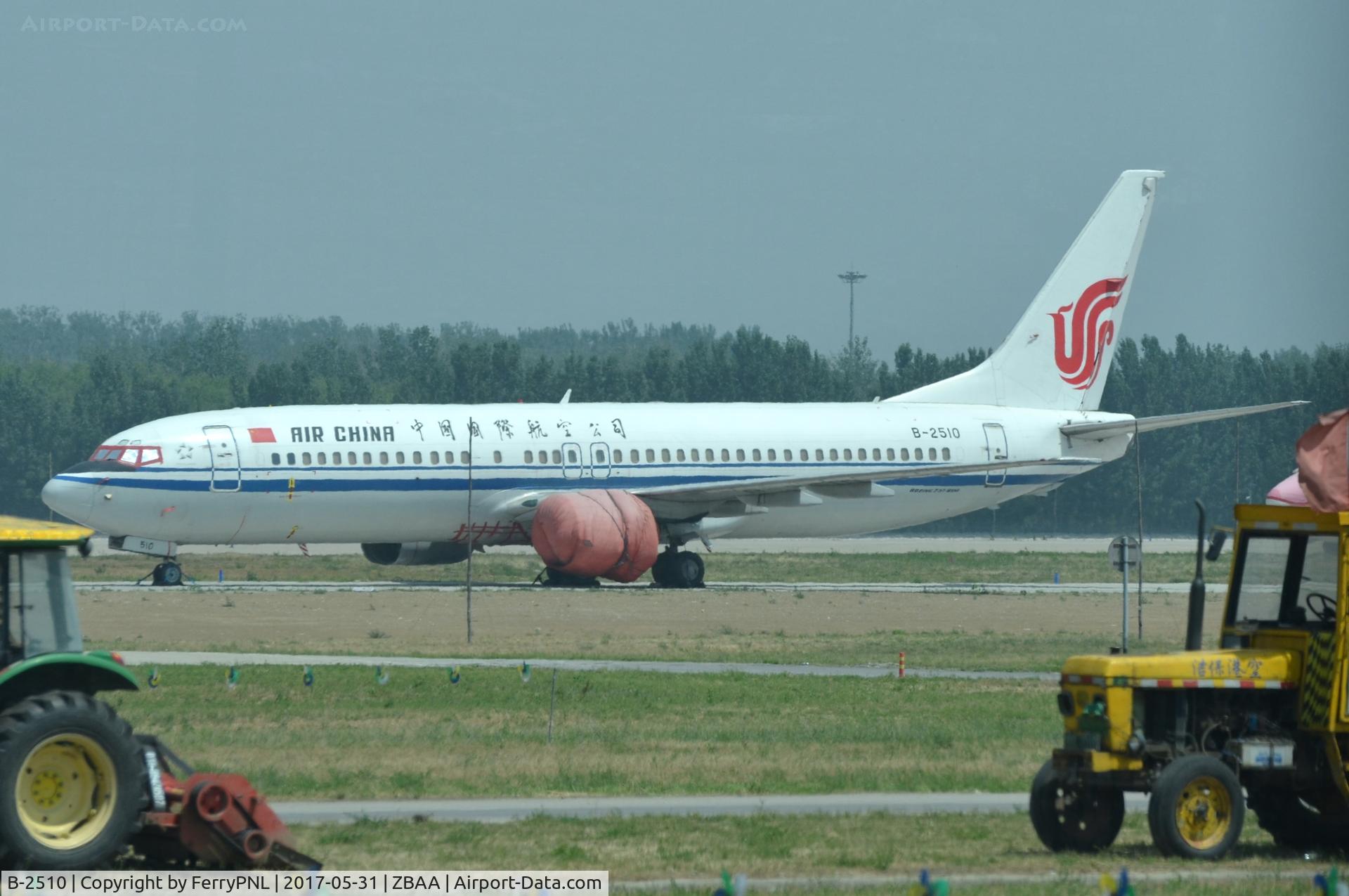 B-2510, 1999 Boeing 737-8Z0 C/N 30071, Air China B738 stored in PEK