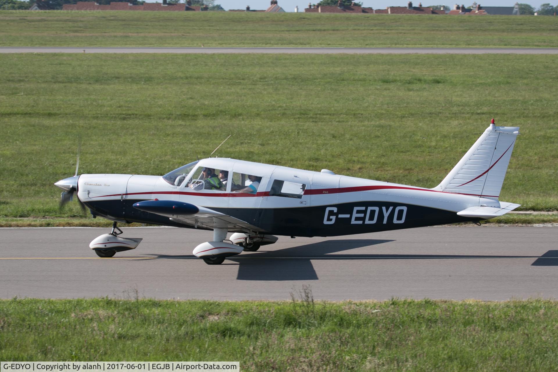 G-EDYO, 1966 Piper PA-32-260 Cherokee Six Cherokee Six C/N 32-415, Taxying for departure, Guernsey