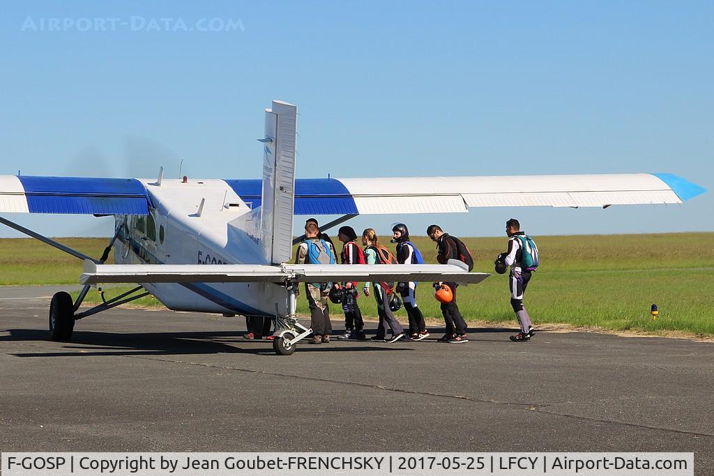 F-GOSP, 1969 Pilatus PC-6/B2-H4 Turbo Porter C/N 699, Europhenix17 Skydive boarding for jump