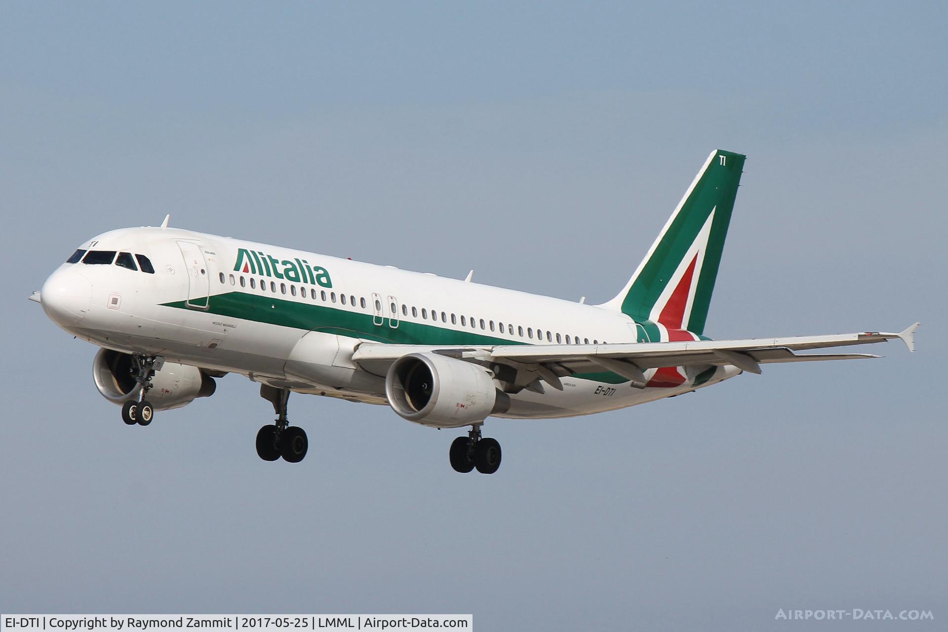 EI-DTI, 2009 Airbus A320-216 C/N 3976, A320 EI-DTI Alitalia