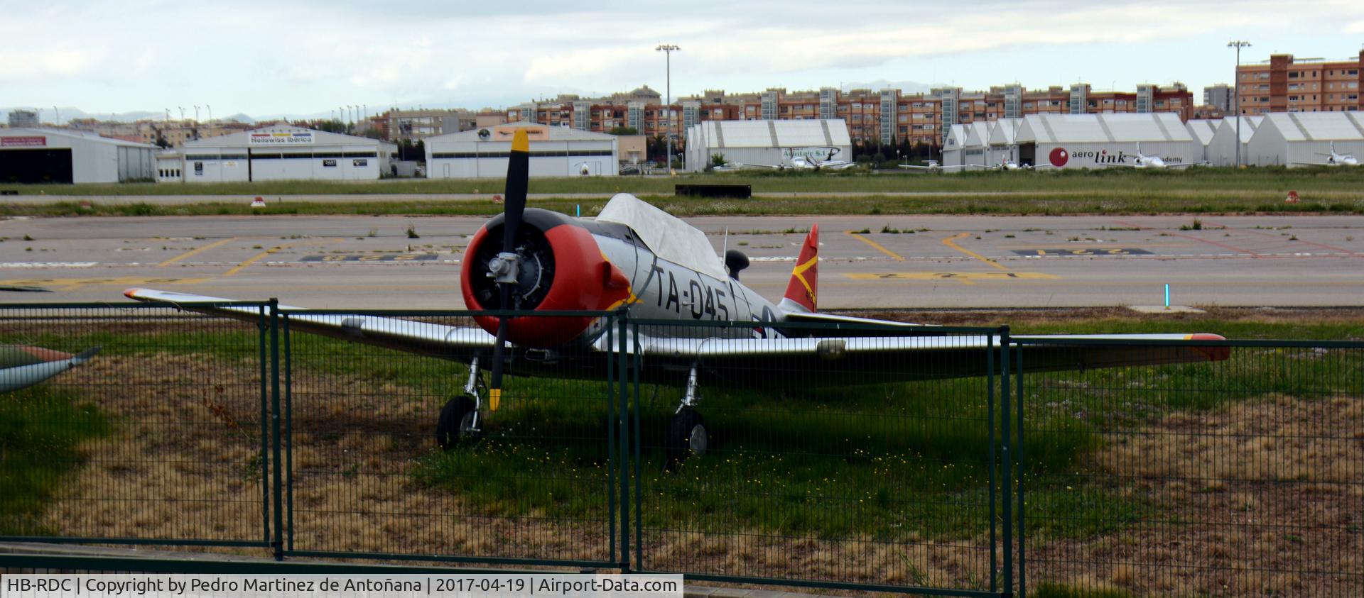 HB-RDC, North American T-6G Texan C/N 182-38, Aeropuerto Sabadell - España