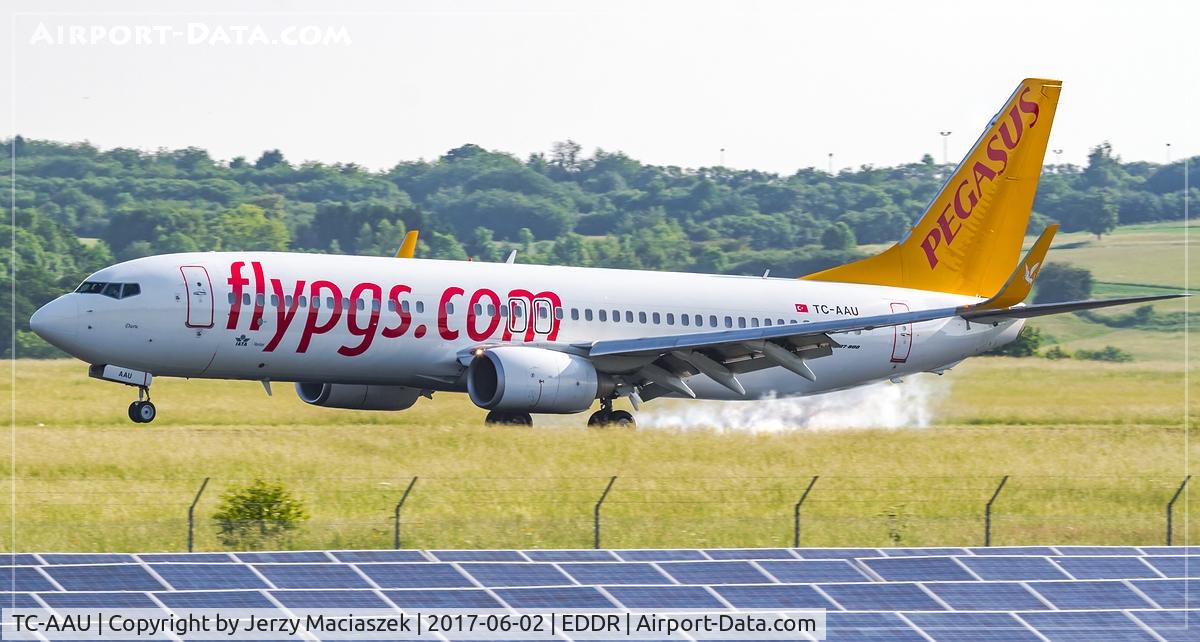 TC-AAU, 2010 Boeing 737-82R C/N 40873, Boeing 737-82R