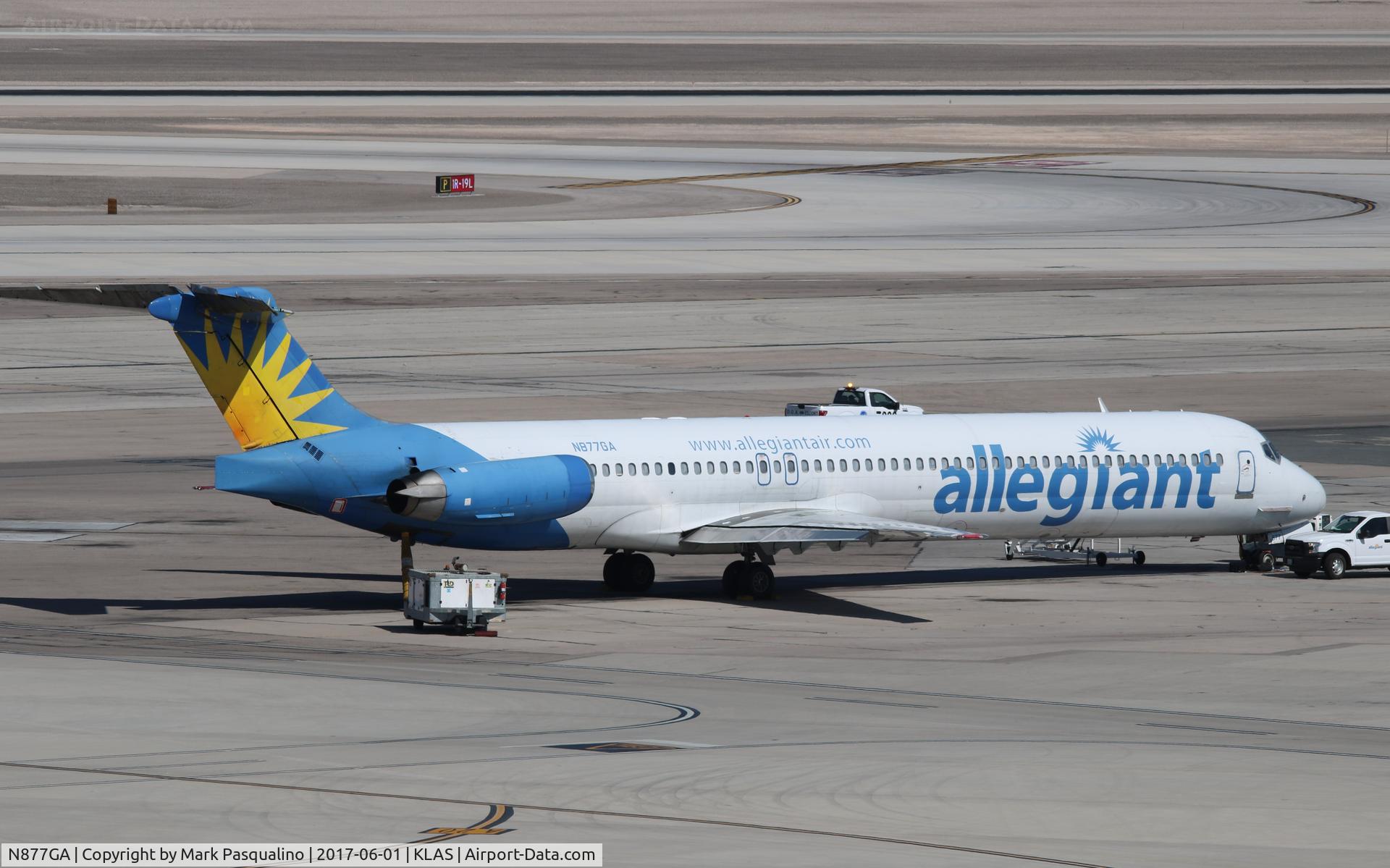 N877GA, 1994 McDonnell Douglas MD-83 (DC-9-83) C/N 53467, MD-83