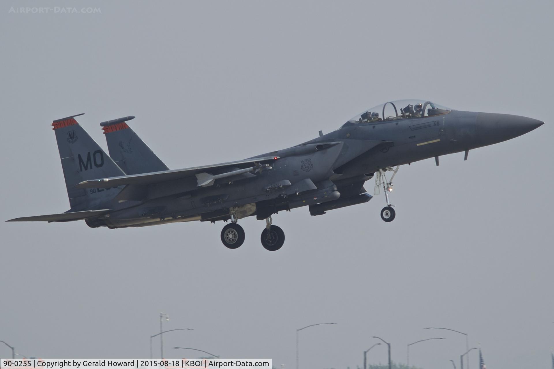 90-0255, 1990 McDonnell Douglas F-15E Strike Eagle C/N 1193/E157, Landing RWY 10R.  391st Fighter Sq. 