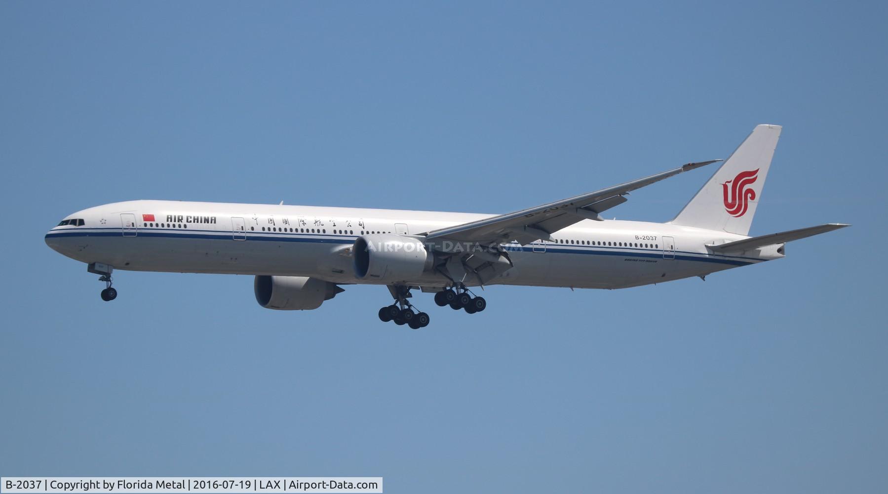 B-2037, 2013 Boeing 777-39L/ER C/N 38677, Air China