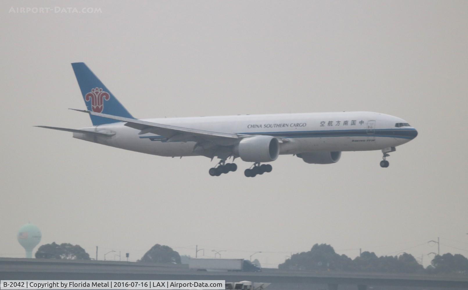 B-2042, 2013 Boeing 777-F1B C/N 41633, China Southern Cargo