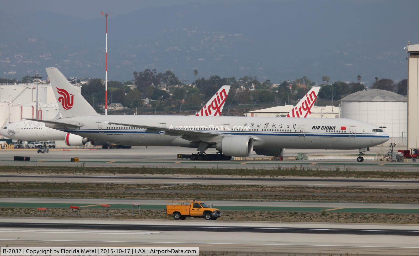 B-2087, 2011 Boeing 777-39L/ER C/N 38672, Air China