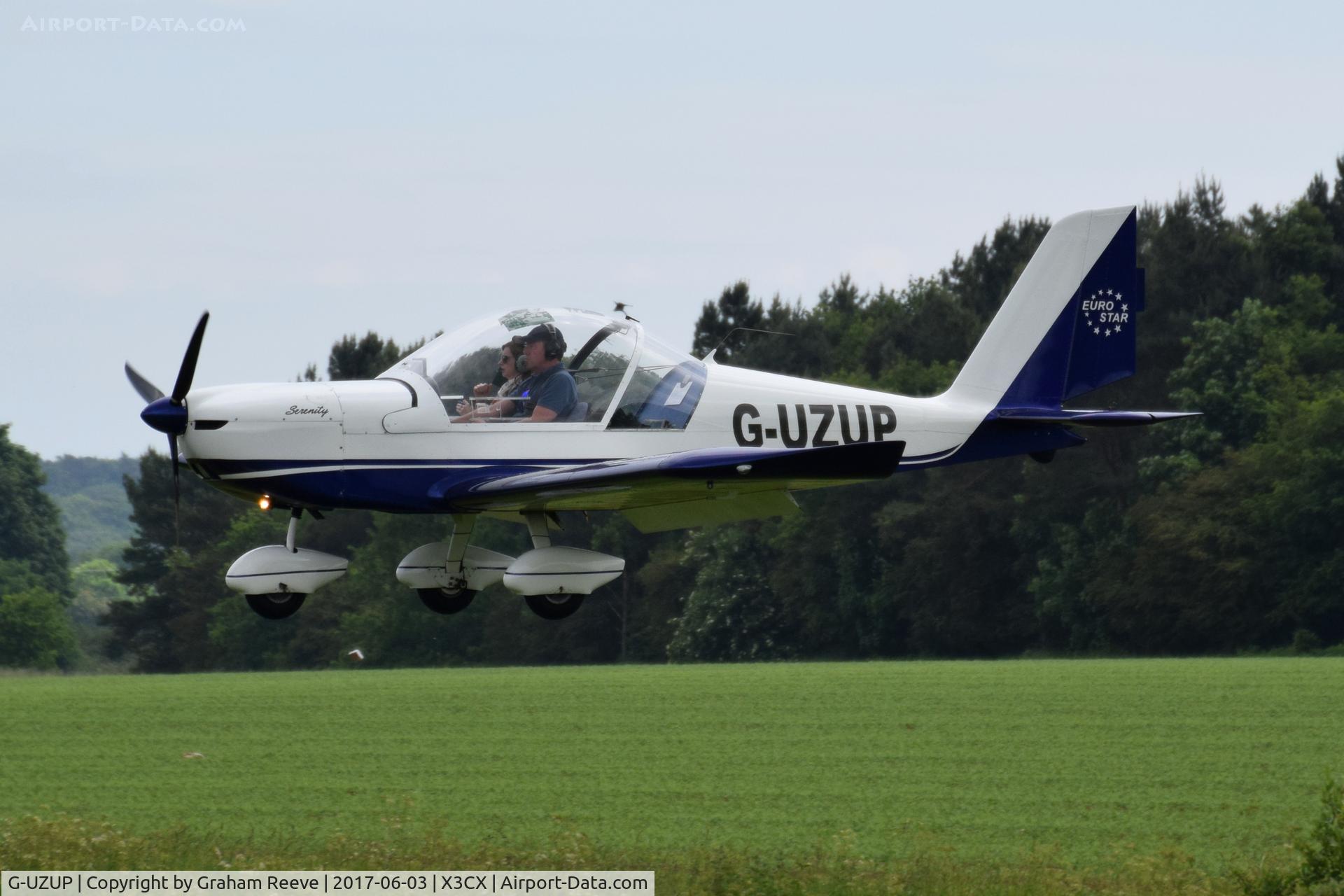 G-UZUP, 2006 Aerotechnik EV-97A Eurostar C/N PFA 315A-14528, Landing at Northrepps.
